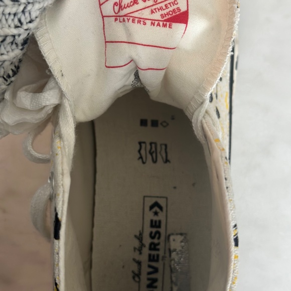 Converse - Picture 6 of 6